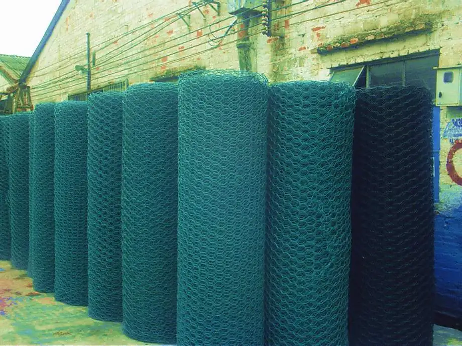 Galvanized /pvc Coated Hexagonal Wire Mesh Chicken Fence For Poultry Farm Mesh Net