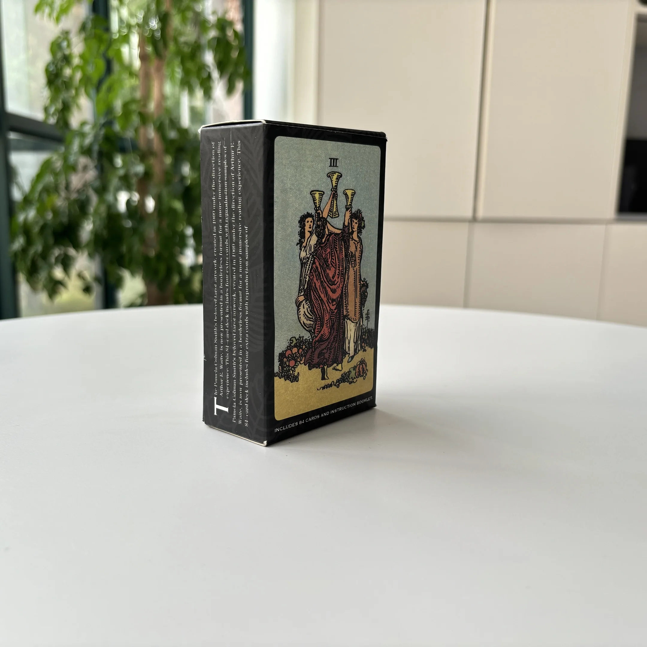 Professional Custom Foldable Paper Poker Card Set Customizable Advertising Playing Card Case