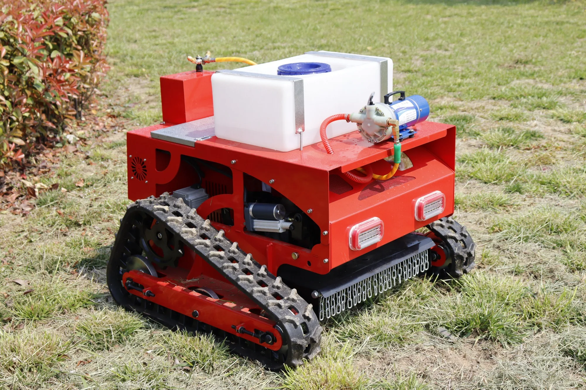 Gasoline Turf Cutter Grass Lawn Mowers for Sale Made in China Sod on Mower Tractor