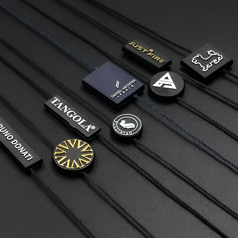 High Quality Custom Clear Embossed Name Logo Labels Plastic Swing Hang Tag Seal String for Luggage and Garment Labels for Shoes