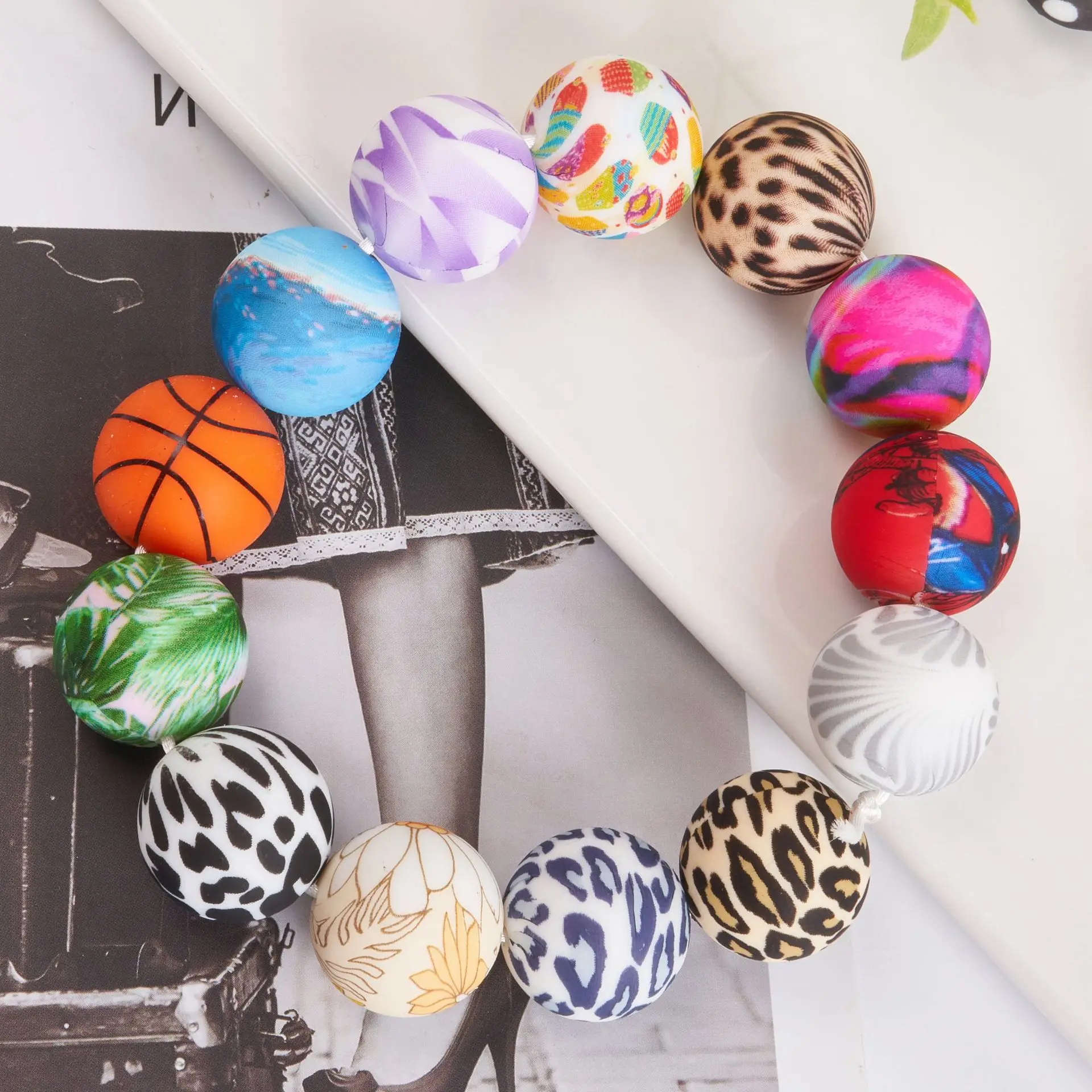 Custom Silicone Beads For Keychain Silicone Focal Beads Making And Round Silicone Beads For Pens Baby Teether