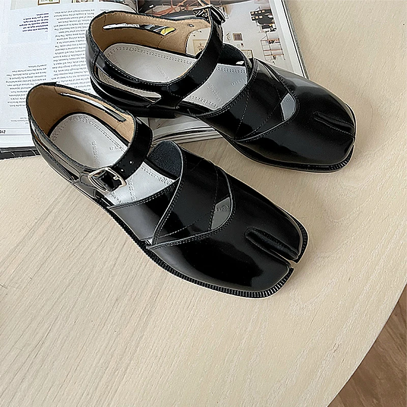 Оптовая продажа, индивидуальные летние женские роскошные дизайнерские пляжные сандалии-желе на плоской подошве