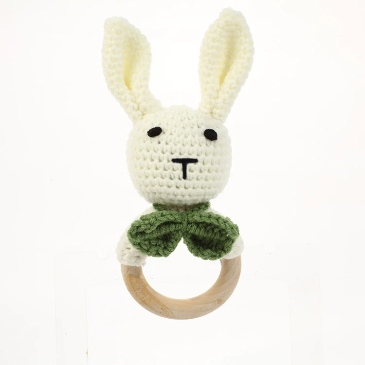Amazon hot sale 6 animals wooden baby teether crochet rattle toys for