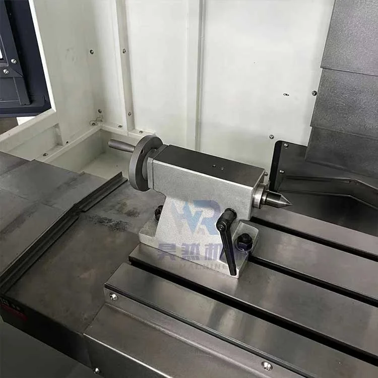 BT40 VMC640 CNC Machining Centre High Quality Multifunctional with Mitsubishi Siemens Control System