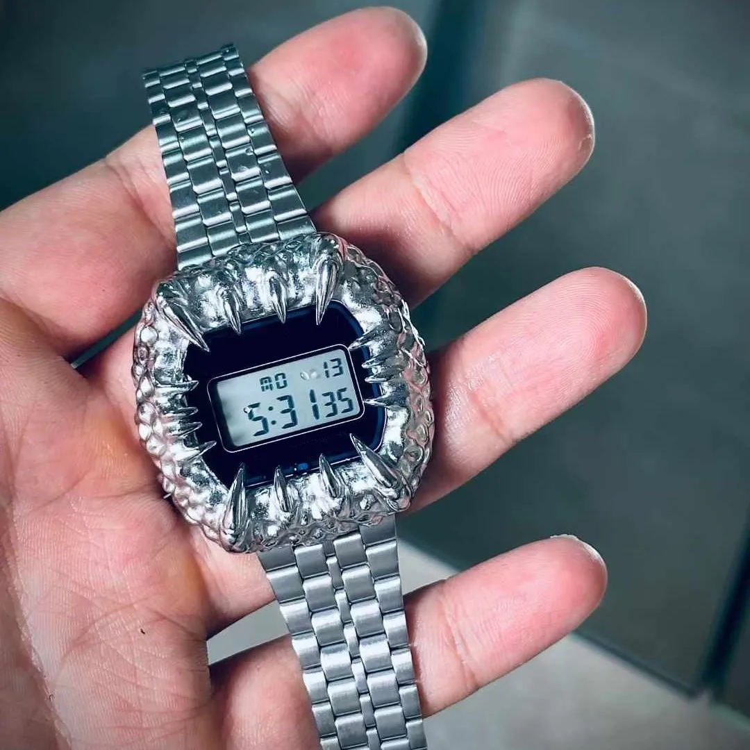 Claw Alabaster Style Luxury Style Niche Designer Personalized Digital Watch Relogio electronic masculino reloj de hombre