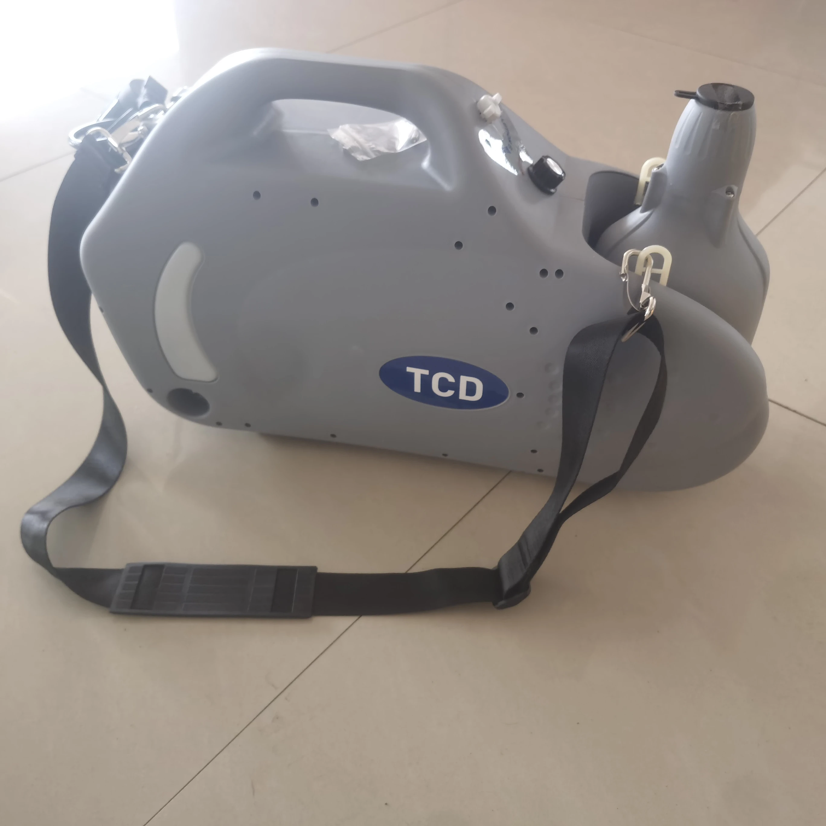 
2020 Midical electric air killing virus sprayer fogger 220v 12L 2600w kiling virus fluid powerful sprayer 