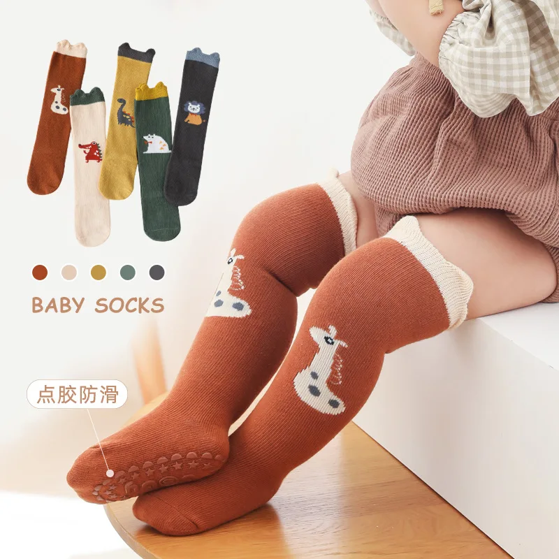 YUELI wholesales custom cartoon knee high anti-slip flooring baby socks