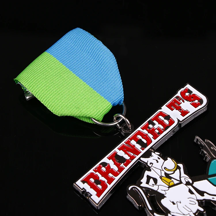 Customizable Metal Badges for Equestrian Events Unique Design Enamel