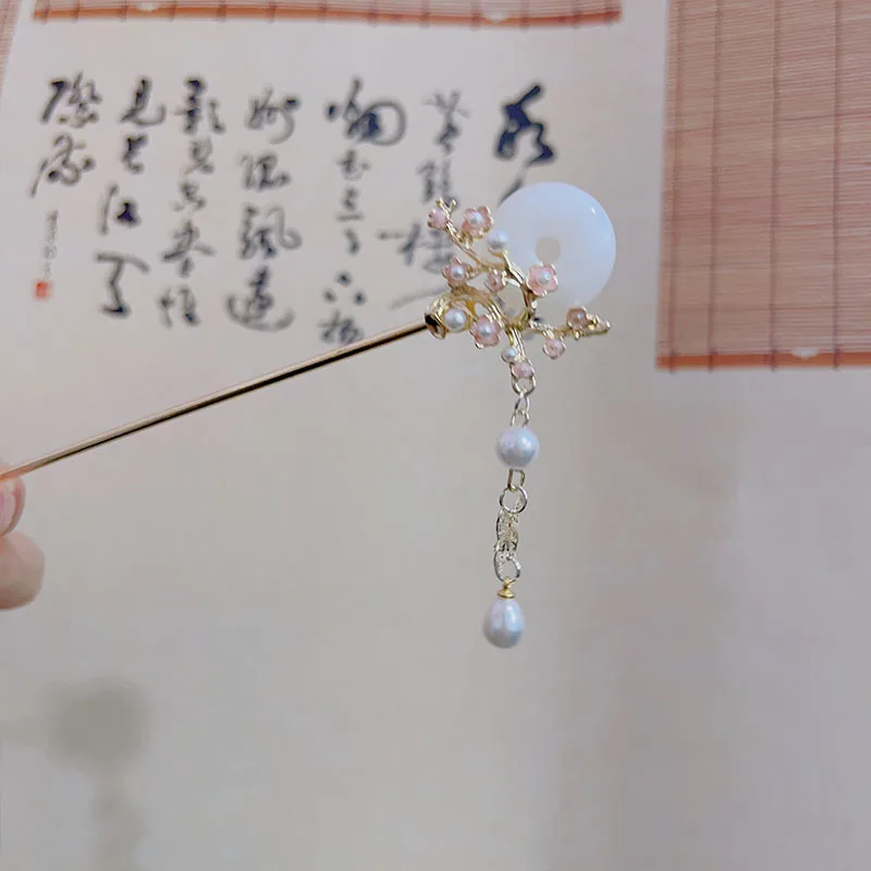 AA018720  chinese white jade peace button tassel hairpin antique plate hairpin hair accessories hair accessories wholesale