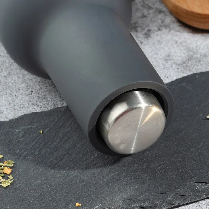 Factory Manufacture Adjustable Coarseness of Grinding Plastic Electric Gravity Sensor Salt and Pepper Mill for Kitchen