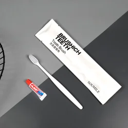 Hot sale Personal care set hotel travel trip kit Toothbrushes shaving shower bag paste cepillo dental adult OEM logo customized