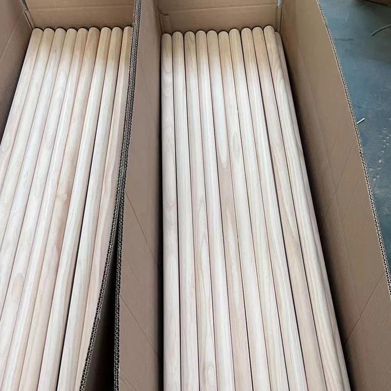 Manufacturers direct sales oak wood sticks solid wood round stick for broom or craft