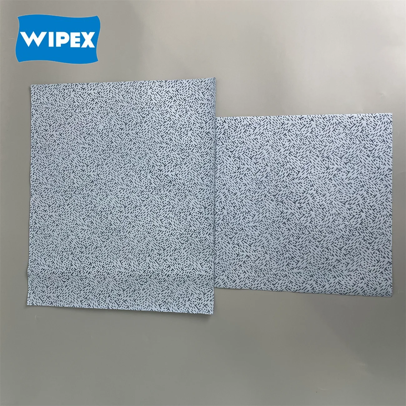 2024 Blue Oil absorbent 1/4 Folded Composite Nonwoven Meltblown Polypropylene Cleaning wipes Cloths