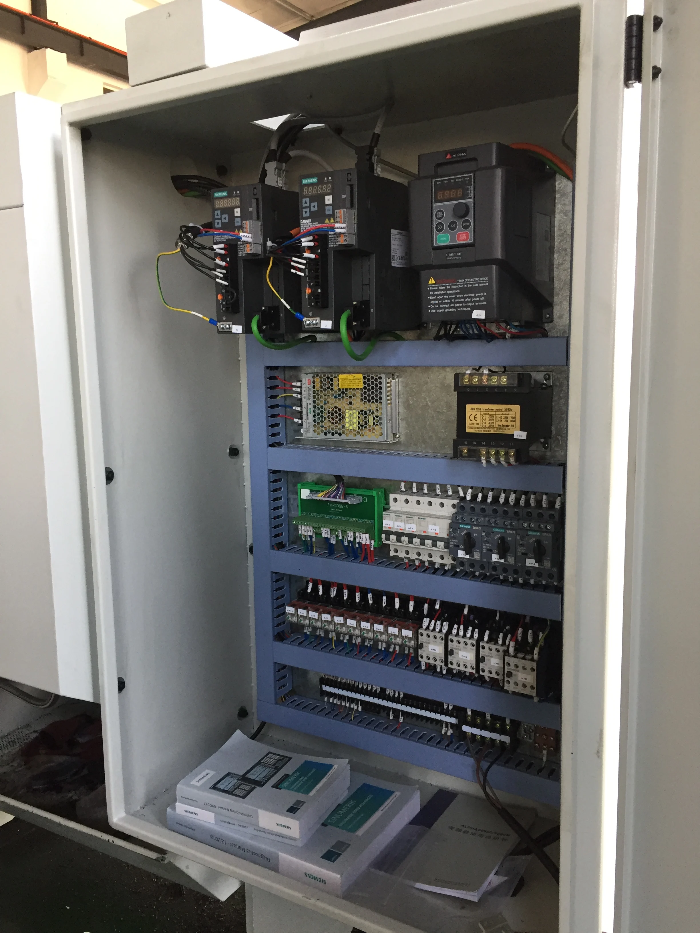 CK6140x1500 CNC Lathe Machine  Turning Center