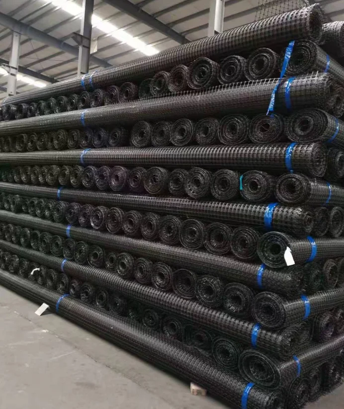 Георешетка для укрепления дорожного полотна с защитой от удержания и наклона