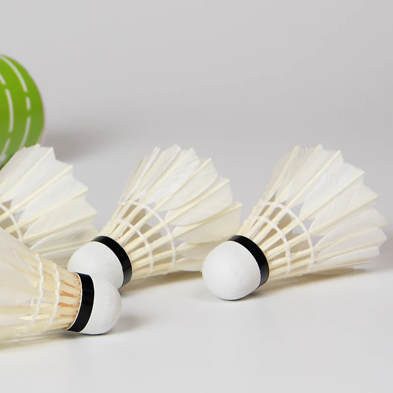Durable Accurate Drop Point High Durability Training Feather Badminton Shuttlecock With Great Durability Stability And Balance
