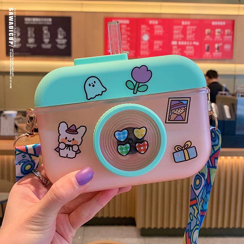 Hot Selling Cute Cartoon Camera Reusable Kids Drink Bottles with Straw