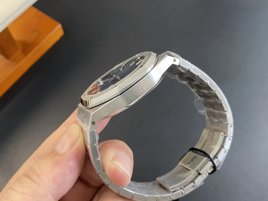 Hot Selling men luxury Designer Design Mechanical Watch Automatic Waterproof Watch mechanical watches for women