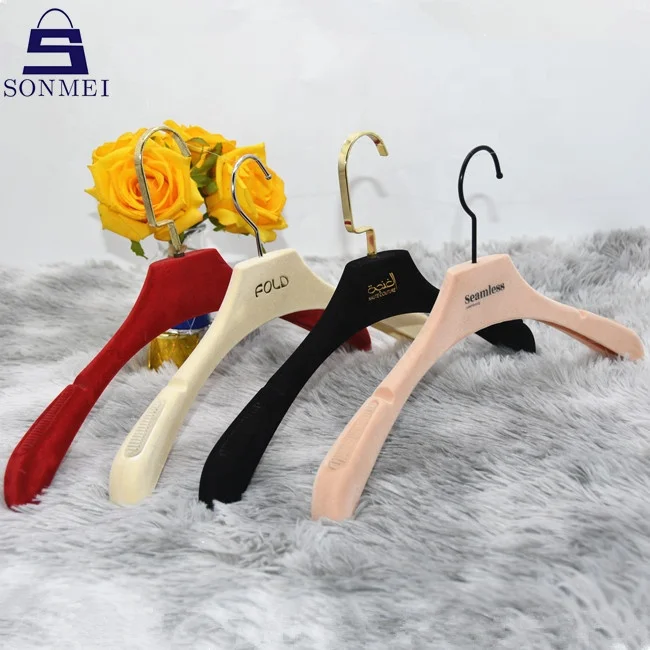 Metal clips embossed logo coat nonslip green velvet skirts hanger