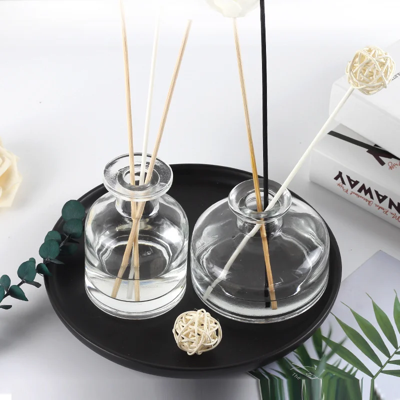 Aroma Glass Bottle Reed Diffuser Pharmaceutical Perfume Bottle Diffuser Glass Bottle with Artificial Flowers 50ml 150ml 200ml