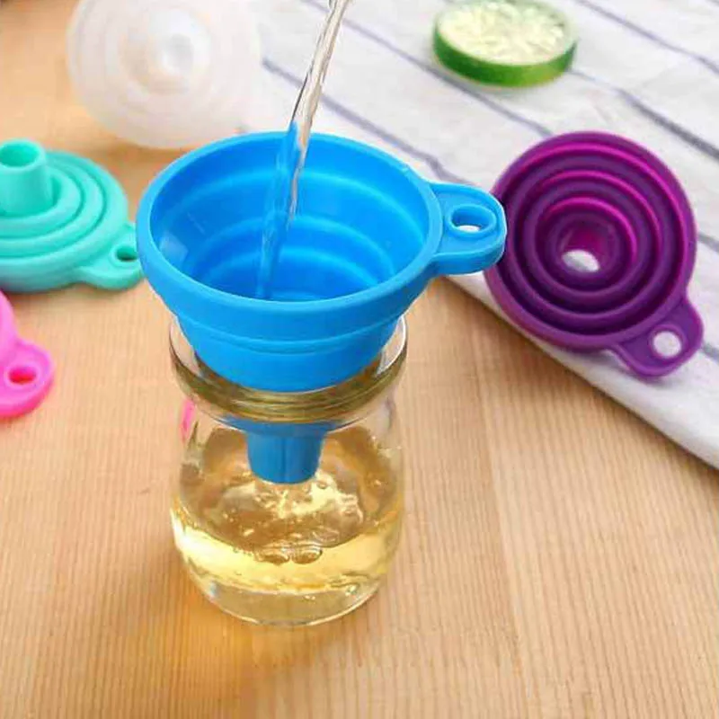 Kitchen Liquid Powder Wine Water Funnels Foldable Car Oil Guide Plate Quality Oil Filling Plastic Long Neck Filter Funnel