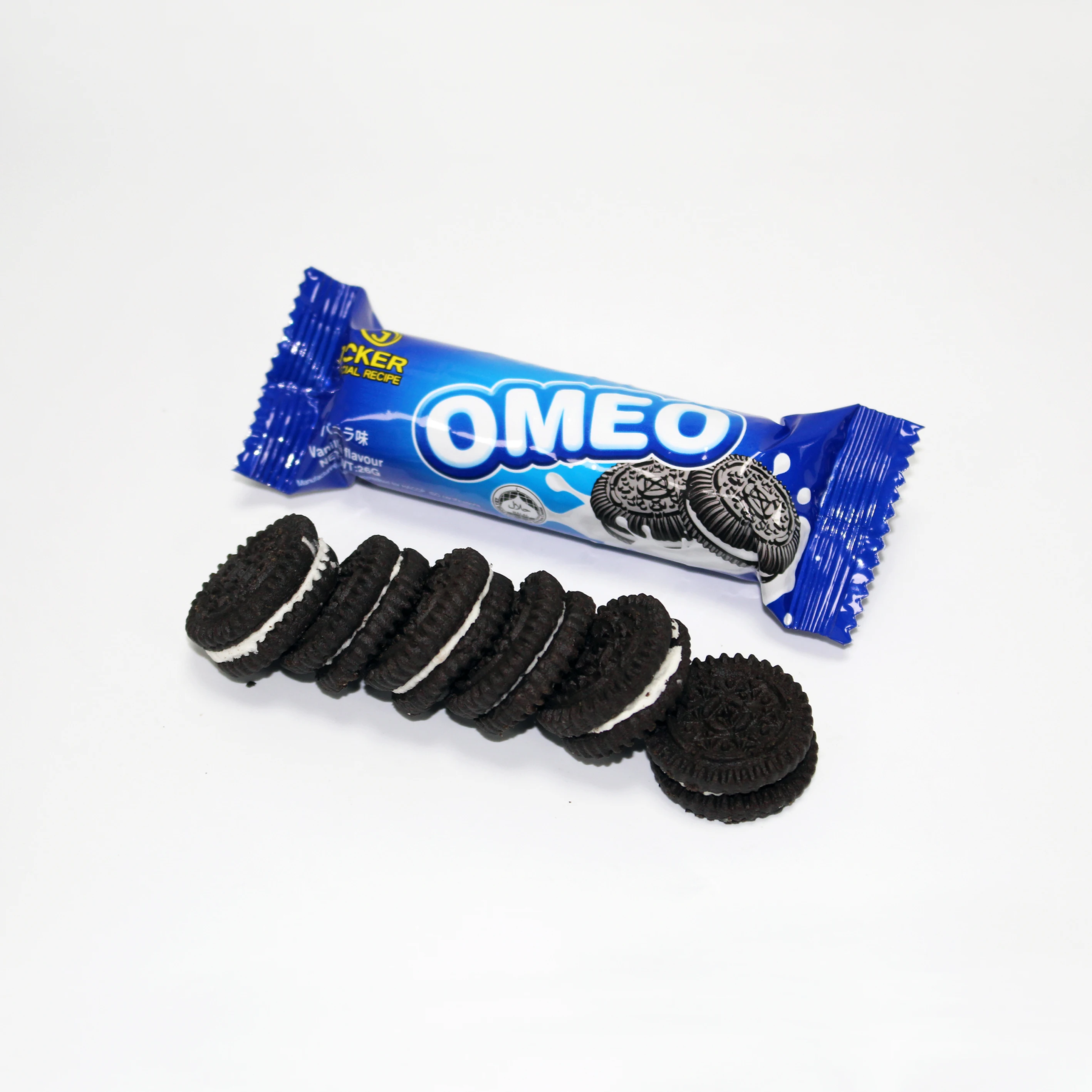 Delicious 26g biscuit and cookie vinilla strawberry sandwich cream biscuit wholesale mini cracker from China