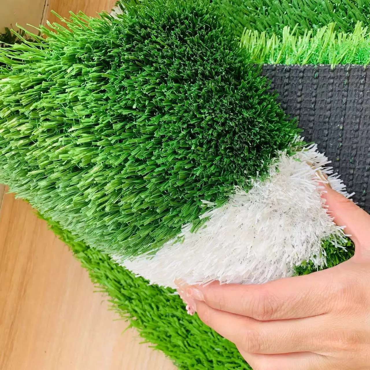 Whose  high quality 30mm synthetic football grass  fake grass turf grass soccer field synthetic turf