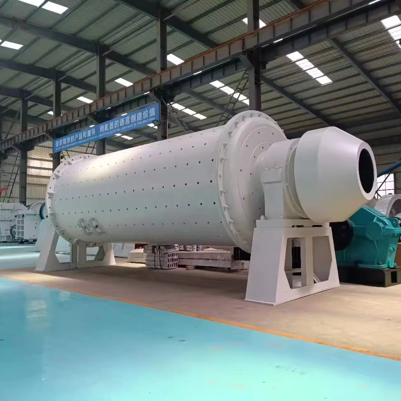 Factory Price Continuous Feed Planetary Ball Mill For Crushing Dolomite Silica Sand Copper Gold Ore