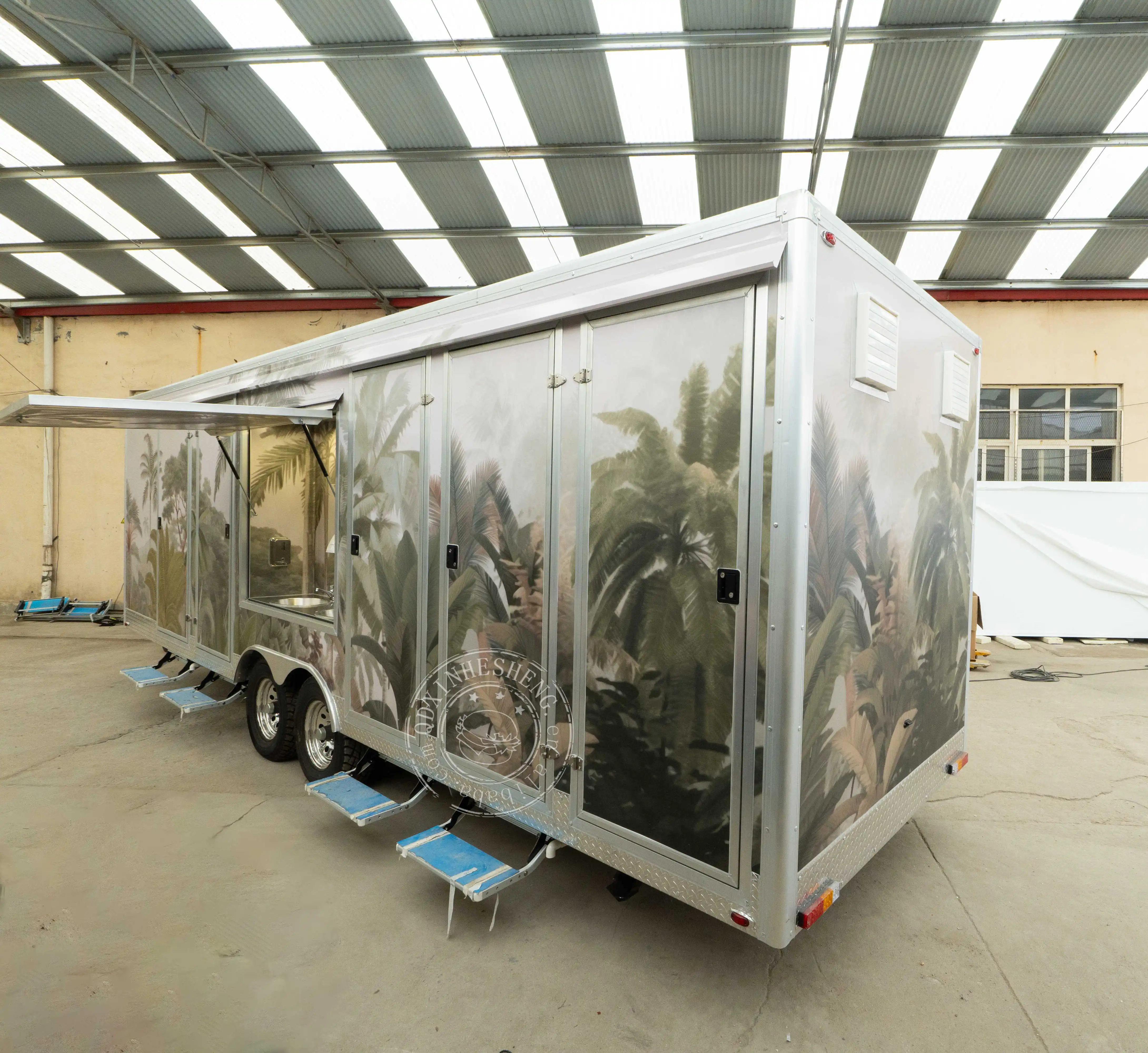 New Fashion toilet truck mobile toilet trailer with good price and customized trailer sticker