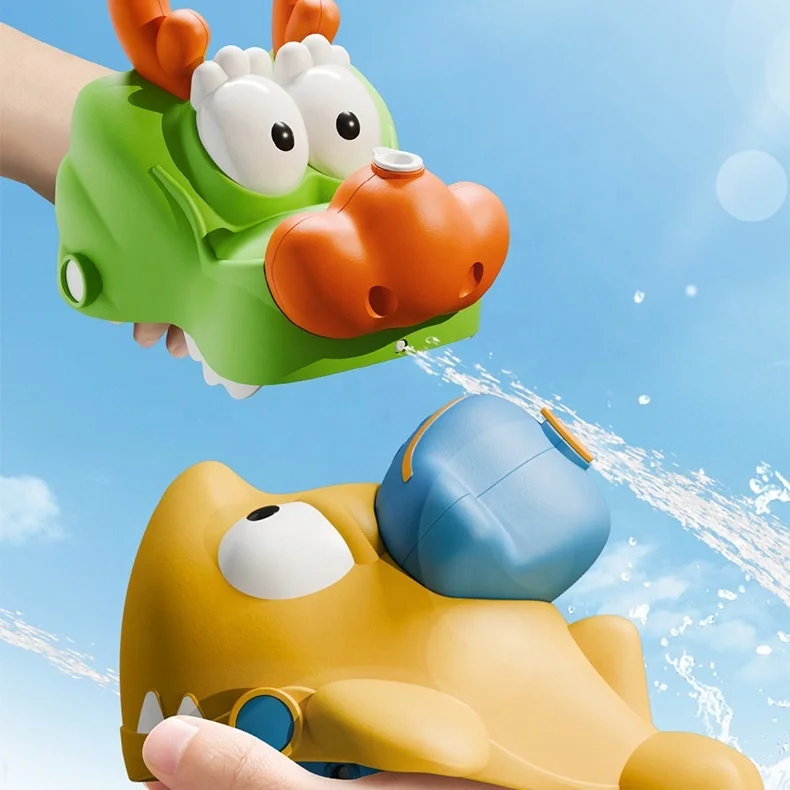 Outdoor summer hot selling cartoon dinosaur shark hand-held water gun kids beach battle kindergarten wholesale water gun toys