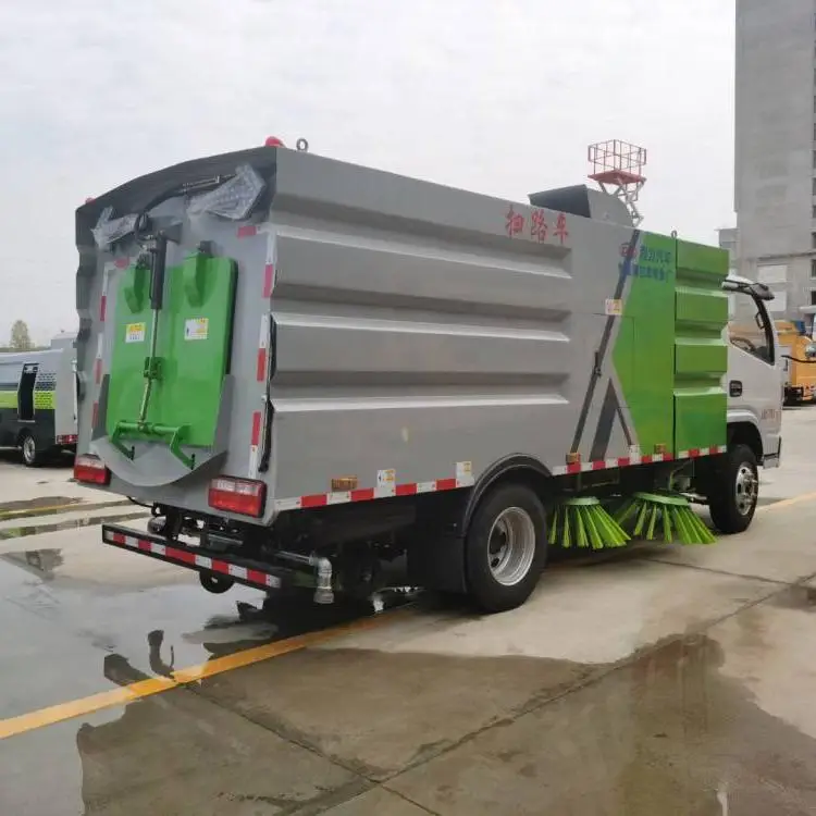 Closed 4x2 Road Sweeper Tile Street Floor Scrubber Double Brush Floor Scrubber Cleaning Machine truck