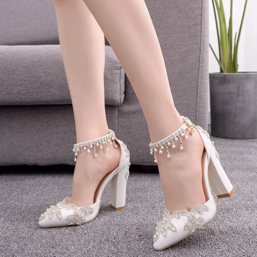 White Color Pointed Toe Rhinestone Women Weeding Bridal Pumps Shoes Chunky Heel Buckle Tassel Crystal with Floral Dress Sandals