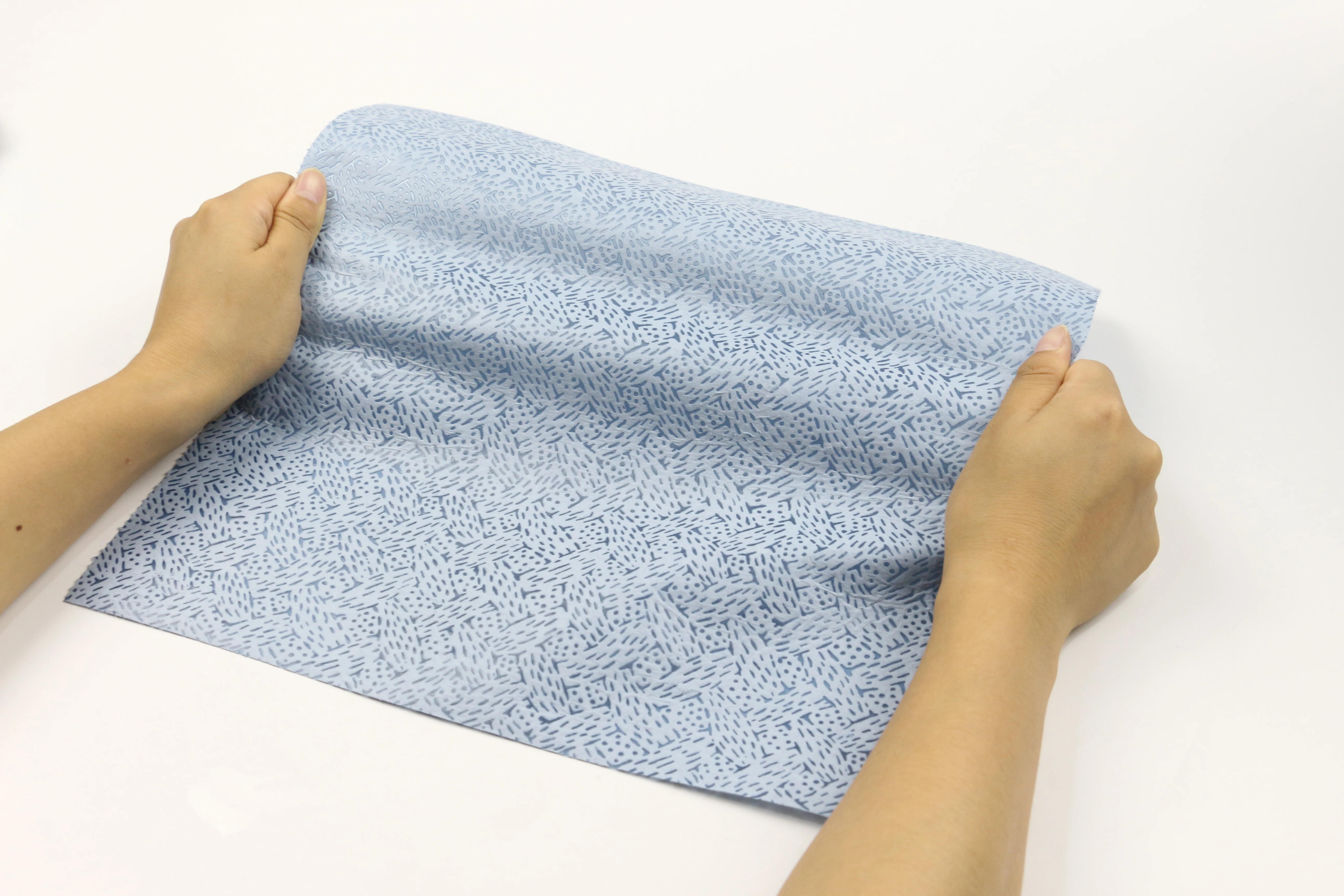 100% Polypropylene Nonwoven cleaning cloth Disposable Towels Industry cleaning Car Wipes Oil Absorbency