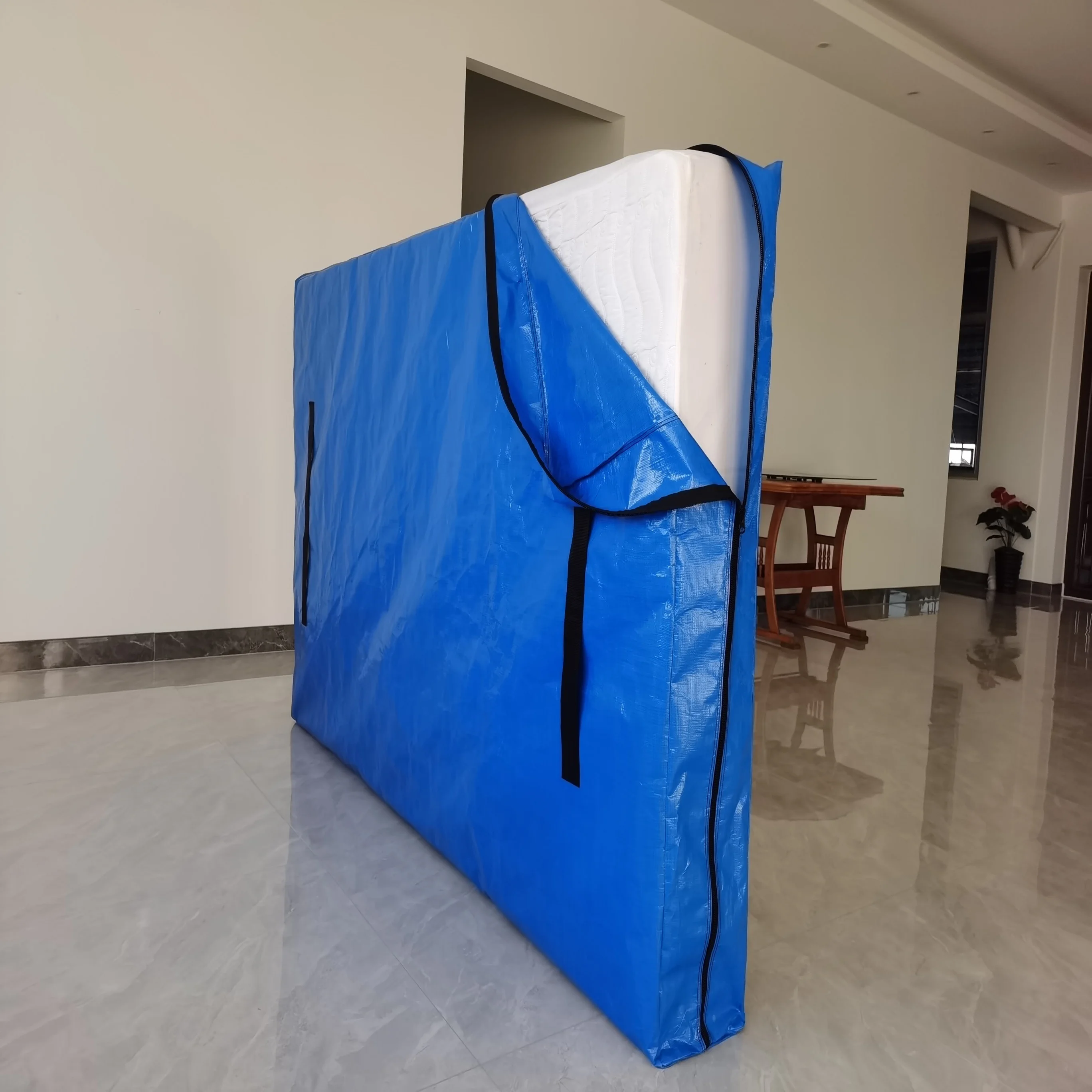 Wholesale Blue color PE Mattress Bag/Covers with 8 Handles with Strong Zipper Closure for Moving and Storage bag