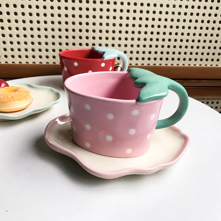 Korean afternoon tea cup cute coffee cup and saucer strawberry 3D hand painted mug