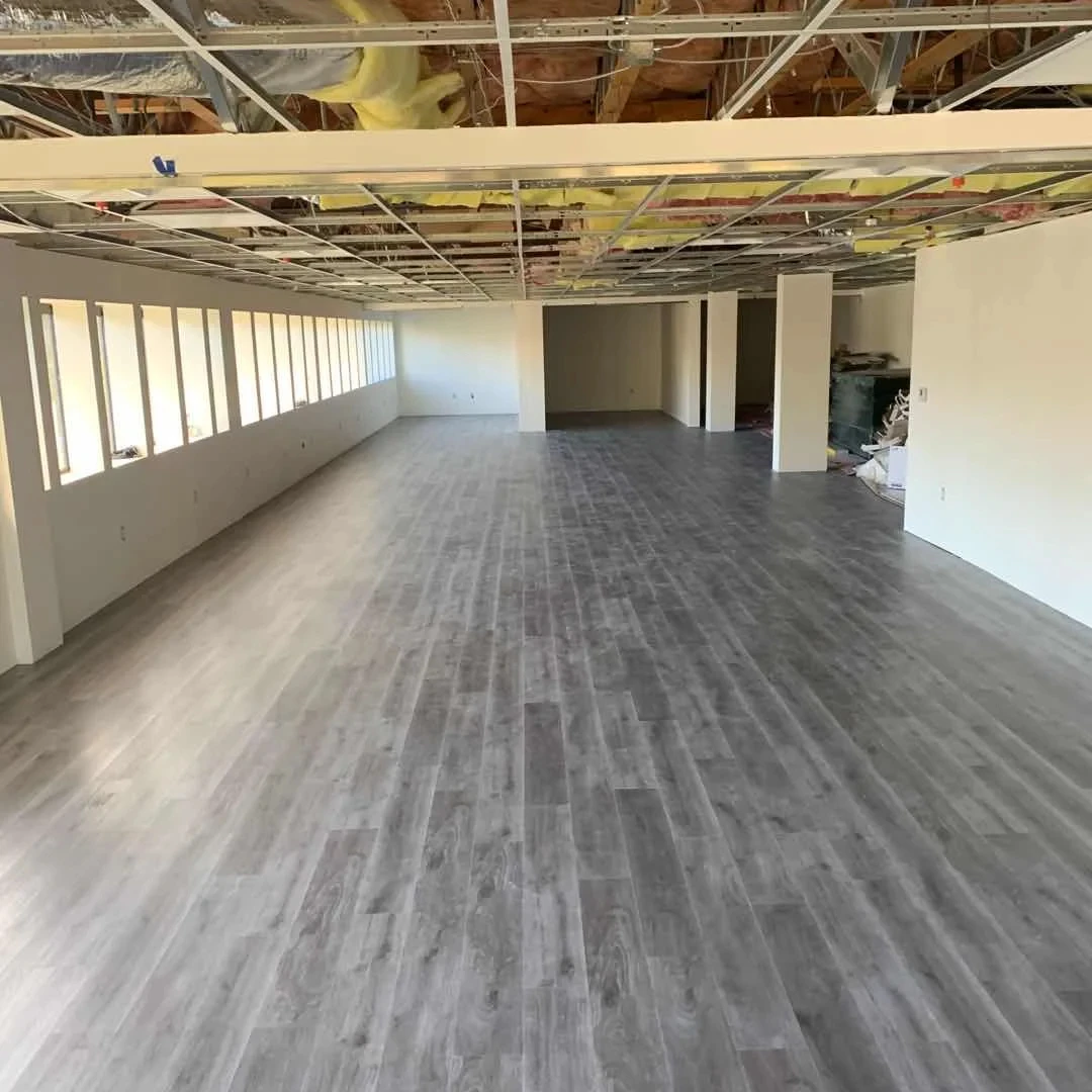 China laminate 4MM/5MM/6MM/7MM/8MM  LVT SPC Vinyl Plank Flooring spc for any room in side