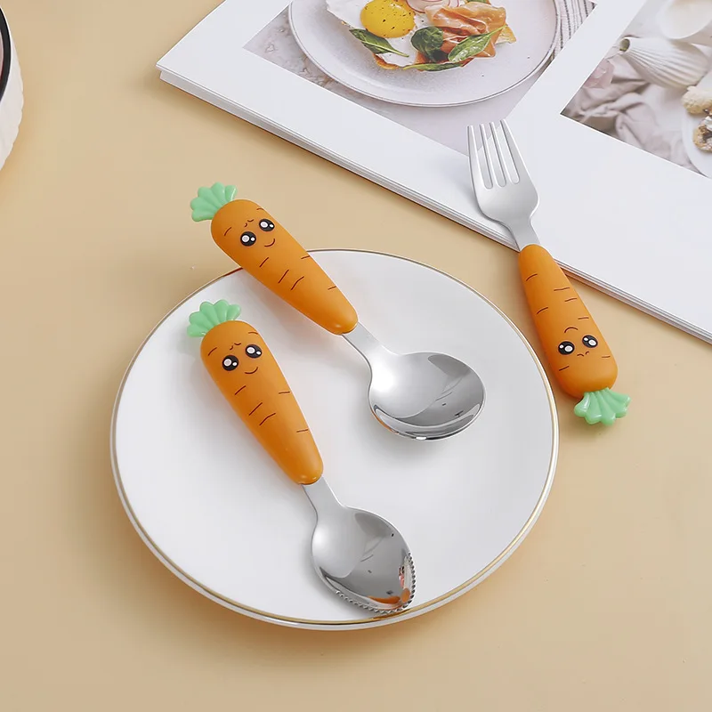 Food Grade Cute Carrot Design Safe Child Cutlery Set Stainless Steel 304 Food Feeding Spoon and Fork with Case Kids Flatware Set