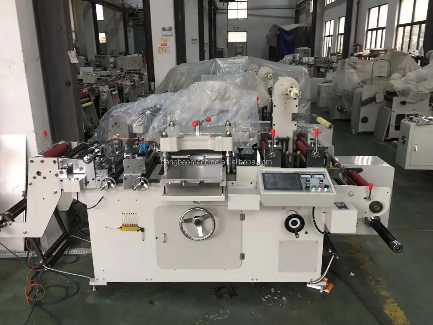 TXM-320 high quality automatic label die cutting machine factory price