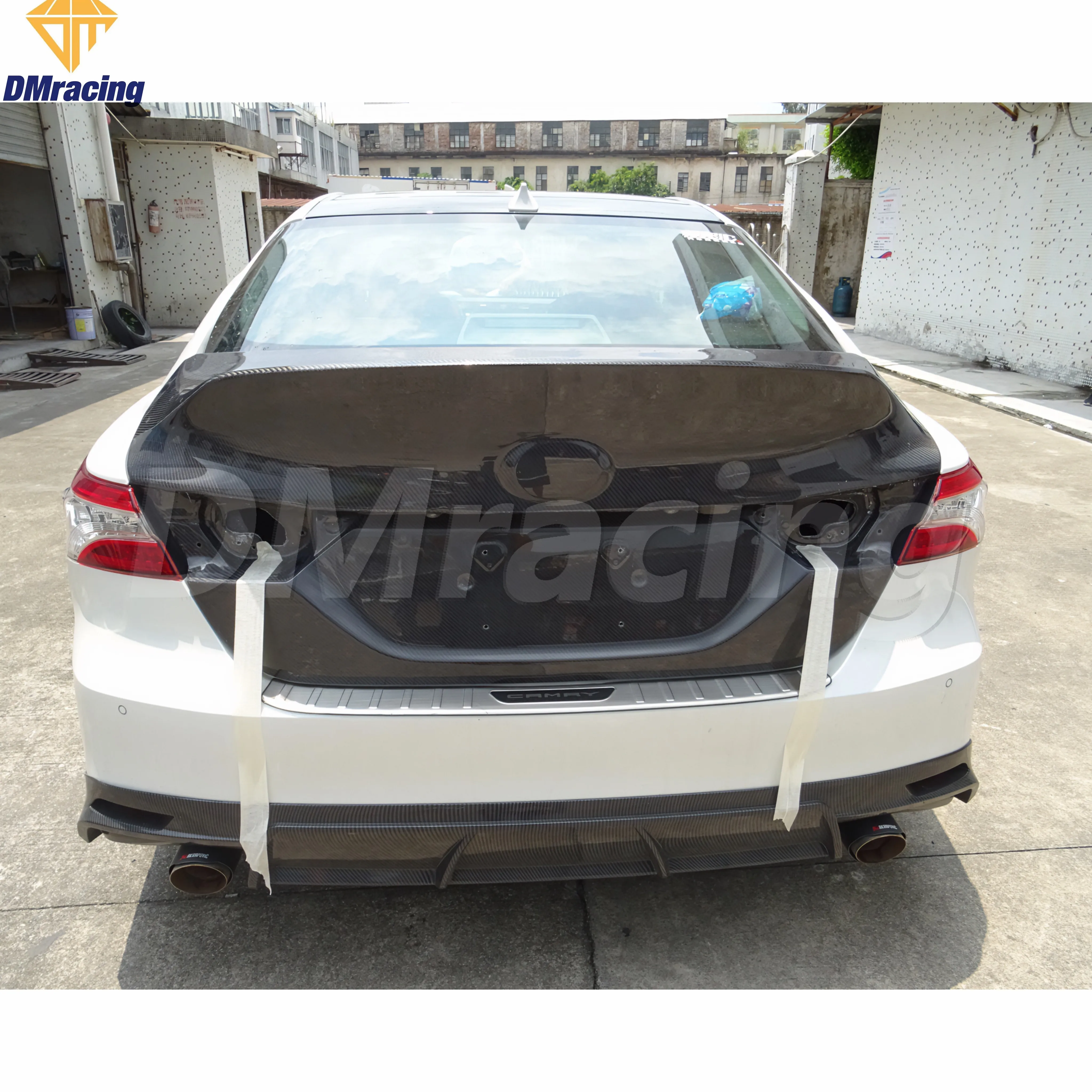CSL STYLE CARBON FIBER TRUNK LID FOR TOYOTA CAMRY 2018-2021