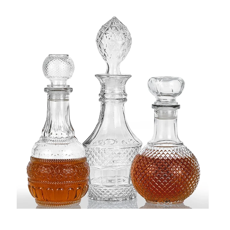 Unique Whiskey Gift Whiskey Vodka Bourbon Glass Bottle Liquor Decanter Glass Spirits Decanter with Airtight Stopper