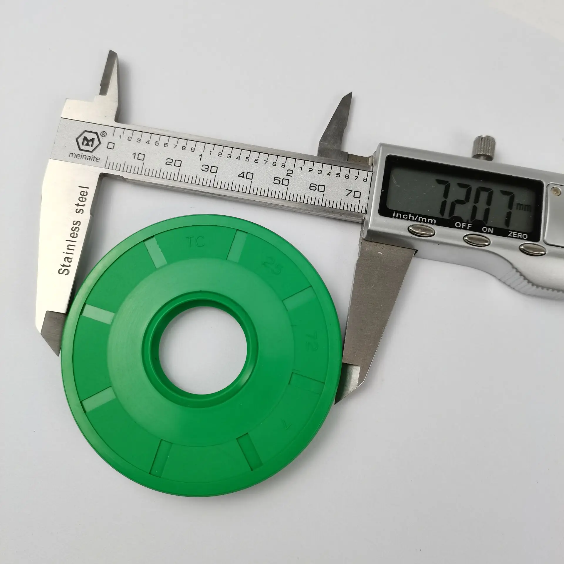 MZ 250 ETZ Crankshaft Oil Seal Motorcycle Rubber Valve Oil Seal