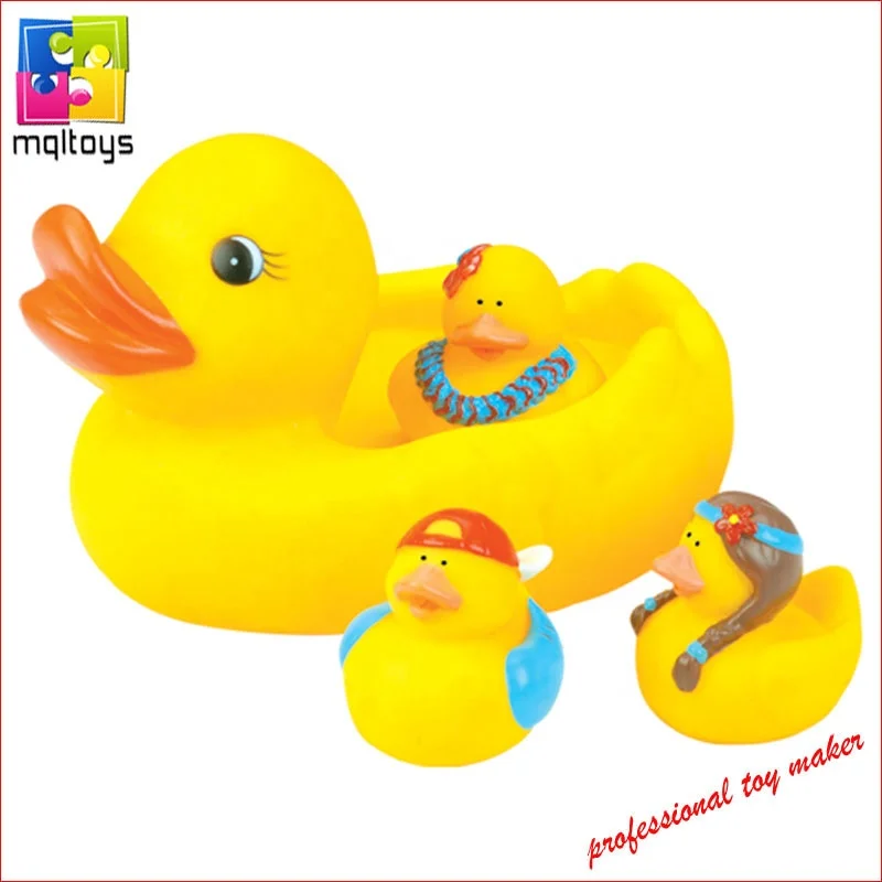 Non-toxic rubber toy 1pc yellow big duck with 3pcs small yellow duck