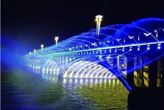
Chinese Latest Design Decorative Digital Dancing Swing LED Jet Water Fountain On the Bridge 