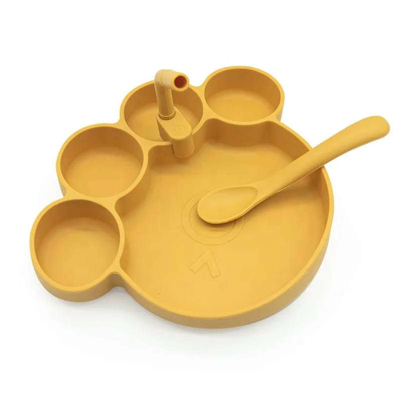 New Arrival Bpa Free Bear Paw Design Anti-Slip Eating Training Food Grade Kids Dish Feeding Toddler Plate Silicone Baby Bowl