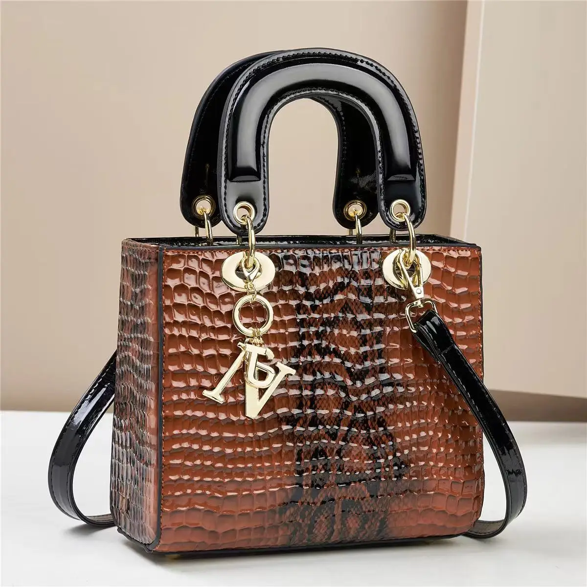 High Quality  Women Handbag  2024 Designer Crocodile Embossed  Ladies Handbag Fashion Crossbody Shoulder Tote Bag for Women