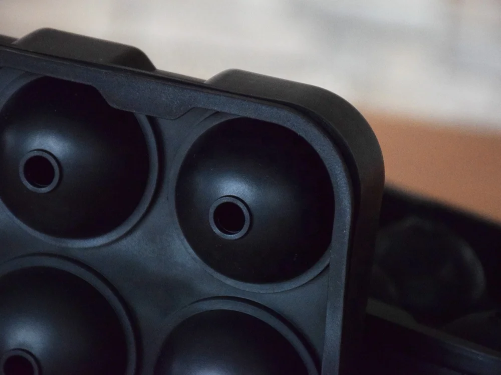 Z Ice Cube Round 6 Pcs Ball Ice Cube Tray Silicone Ice Mould For Holidays Or Home Use BP301