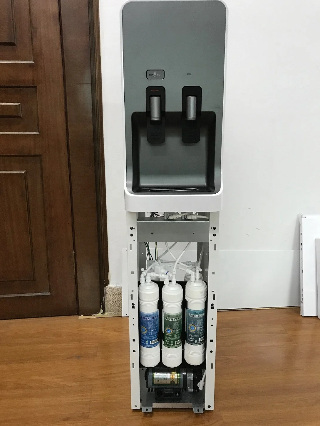 Vertical Instant Hot And Cold Compressor Water Purifier With RO System