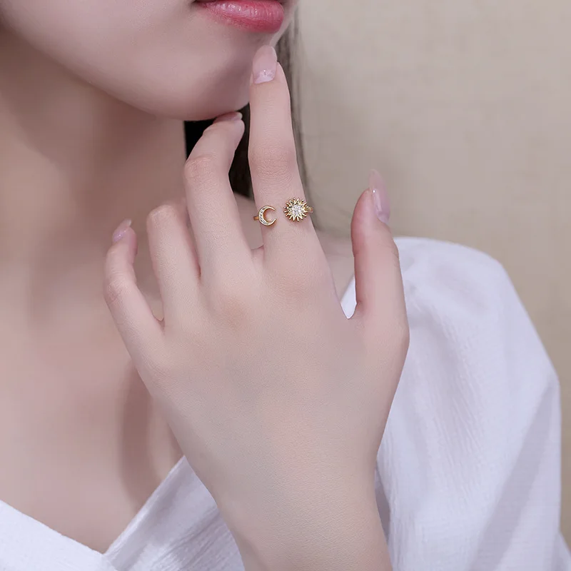 Minimalist Rings Gold Filled Rings Crystal Flower Shape Gold Ring Simple Jewelry Fashion Gifts For Women