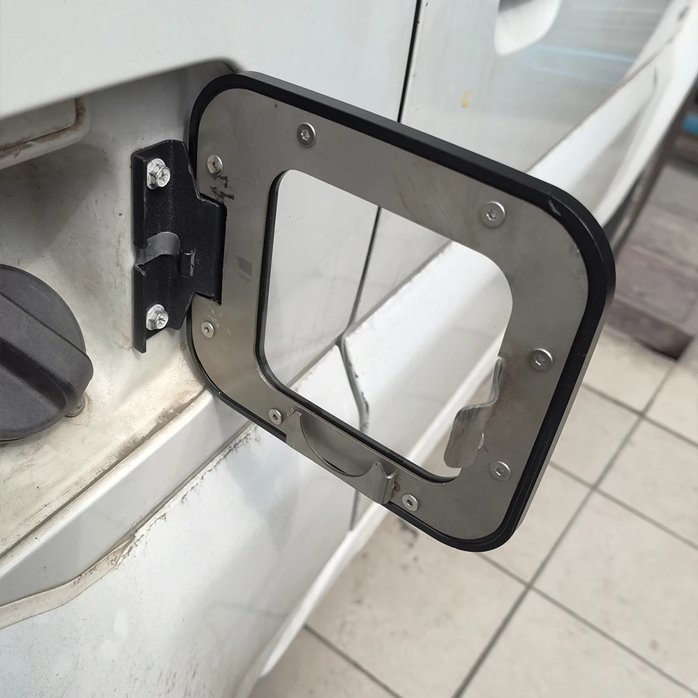 OEM factory price aluminum glass transparent fuel tank cover fuel filler gas oil cover car parts accessories for Suzuki Jimmy