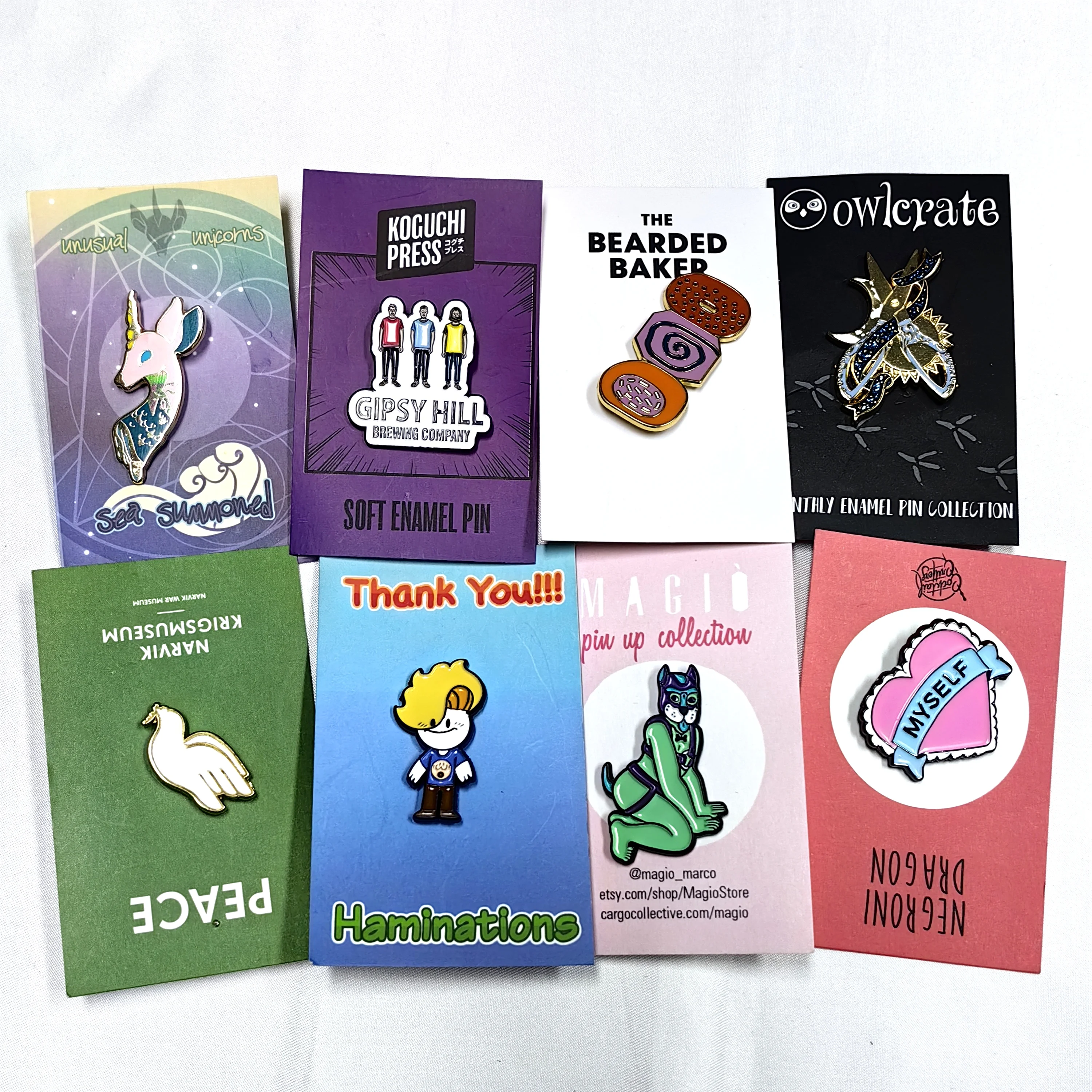 Custom Made Bulk Wholesale Women Cute Hard Enamel Pin Gold Plating Lapel Pins Factory Manufacturer Designer Cartoon Pins